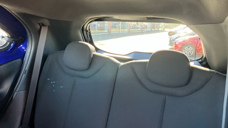 Toyota Aygo X 1.0 VVT-i Edge 5dr Petrol Hatchback